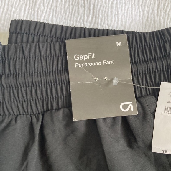 GAP Black Sweatpants Comfortable Joggers - Picture 2 of 2